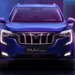 XUV700